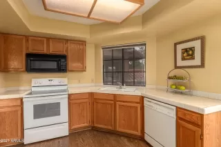Photo #5: 6212215 Listing