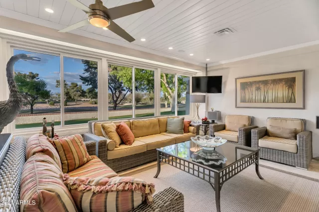 MLS: 6212238 Condo For Sale