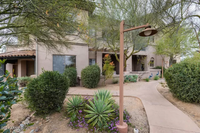 MLS: 6212299 Condo For Sale