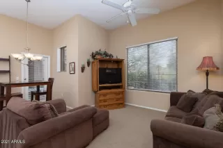 Photo #6: 6212299 Listing