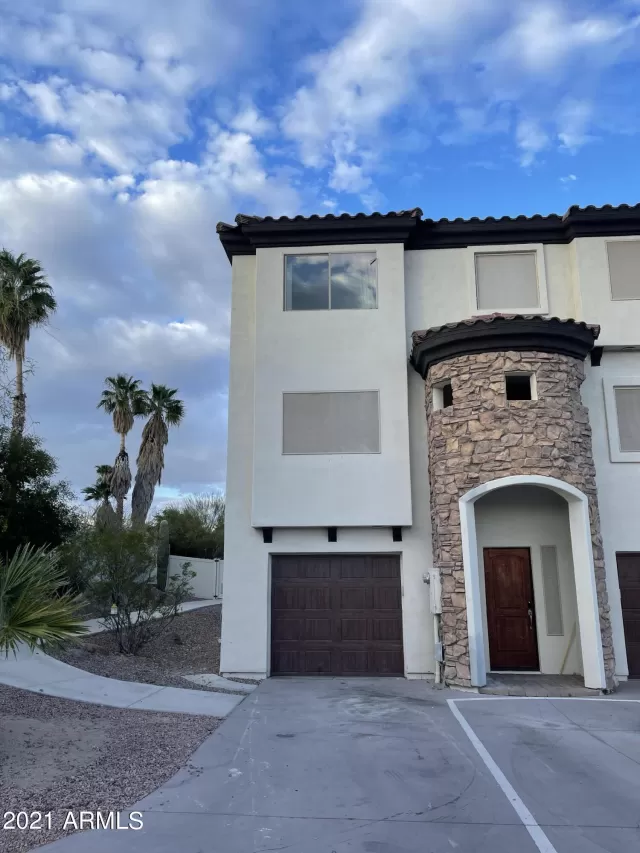 MLS: 6212471 Condo For Sale