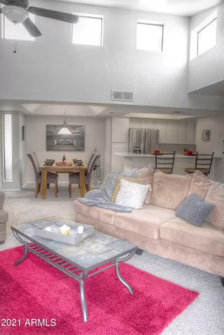 Photo #4: 6212523 Listing