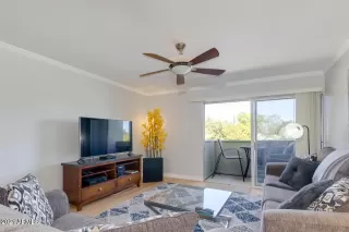 Photo #5: 6212656 Listing 