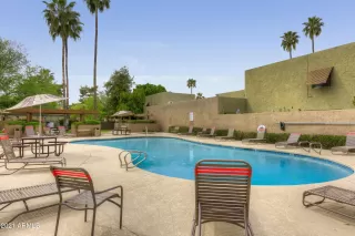 Photo #3: 6212747 Listing