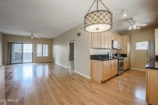 Photo #2: 6212846 Listing