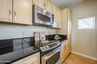 Photo #4: 6212846 Listing