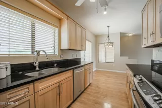 Photo #5: 6212846 Listing