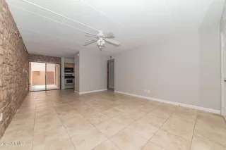 Photo #2: 6212951 Listing 