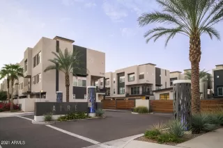 Photo #2: 6212954 Listing 