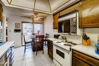 Photo #3: 6213425 Listing 