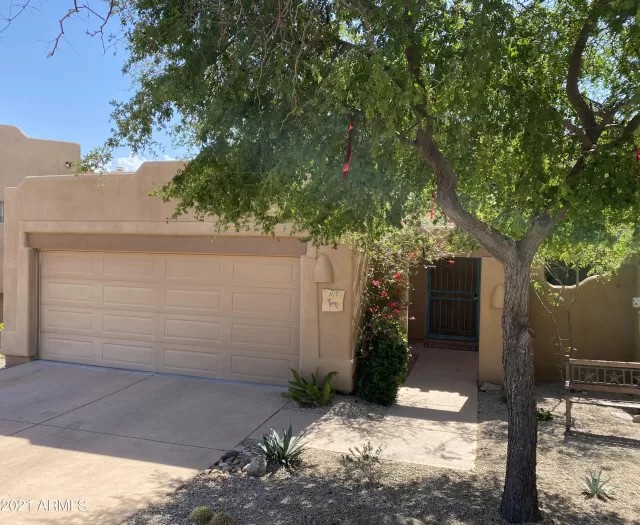 MLS: 6213429 Condo For Sale