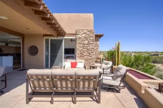 Photo #3: 6214069 Listing