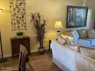 Photo #3: 6214228 Listing