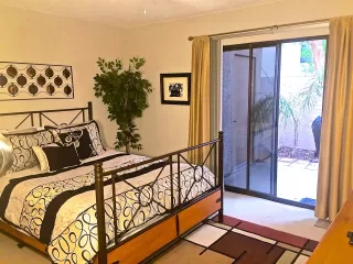 Photo #6: 6214358 Listing