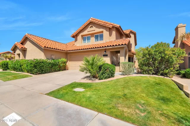 MLS: 6214379 Condo For Sale