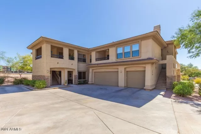 MLS: 6214433 Condo For Sale