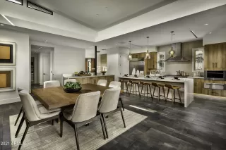 Photo #2: 6214512 Listing