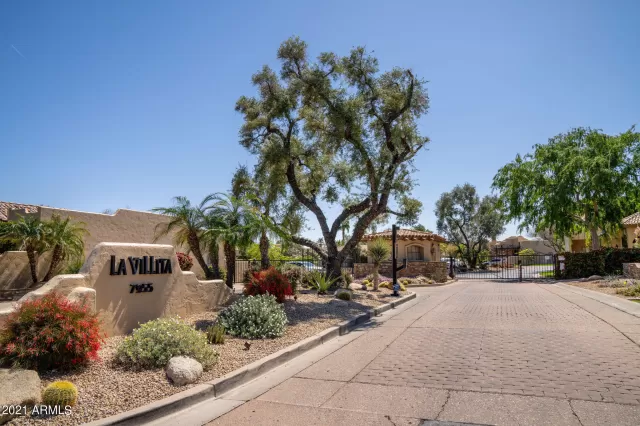 MLS: 6214734 Condo For Sale
