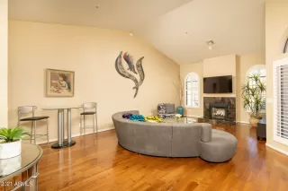 Photo #3: 6214734 Listing