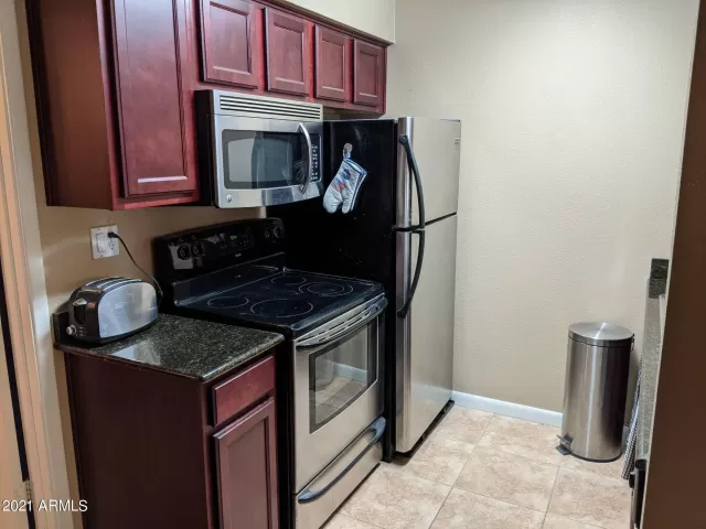 MLS: 6214823 Condo For Sale