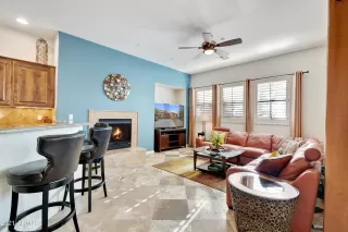 Photo #4: 6214900 Listing