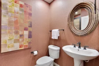 Photo #6: 6214900 Listing