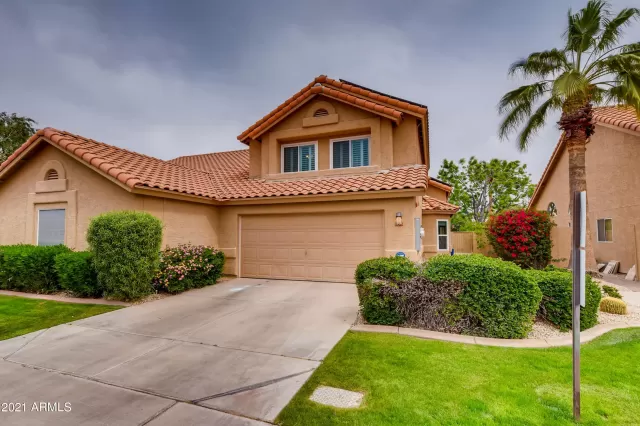 MLS: 6214901 Condo For Sale