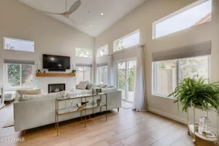 Photo #4: 6214901 Listing