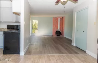 Photo #5: 6214932 Listing