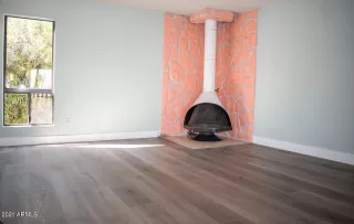 Photo #6: 6214932 Listing