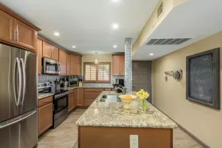 Photo #4: 6215048 Listing 