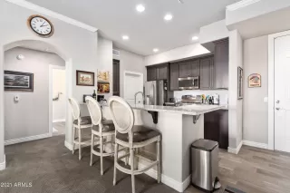 Photo #2: 6215246 Listing