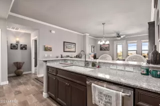 Photo #5: 6215246 Listing