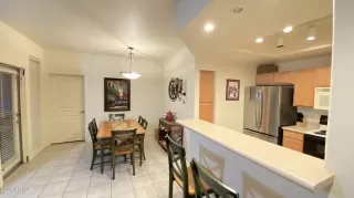 Photo #4: 6215333 Listing