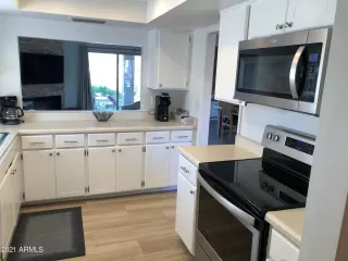 Photo #2: 6215351 Listing