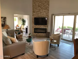 Photo #5: 6215351 Listing