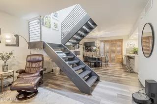 Photo #3: 6215422 Listing