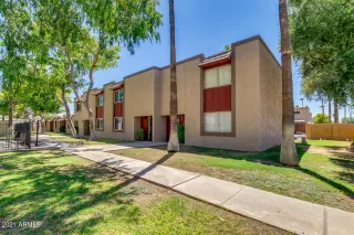 Photo #2: 6215540 Listing
