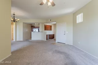 Photo #4: 6215595 Listing