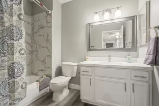 Photo #5: 6215612 Listing