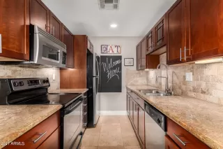 Photo #3: 6215662 Listing