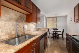 Photo #4: 6215662 Listing