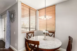 Photo #5: 6215662 Listing