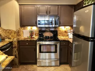 Photo #4: 6215727 Listing