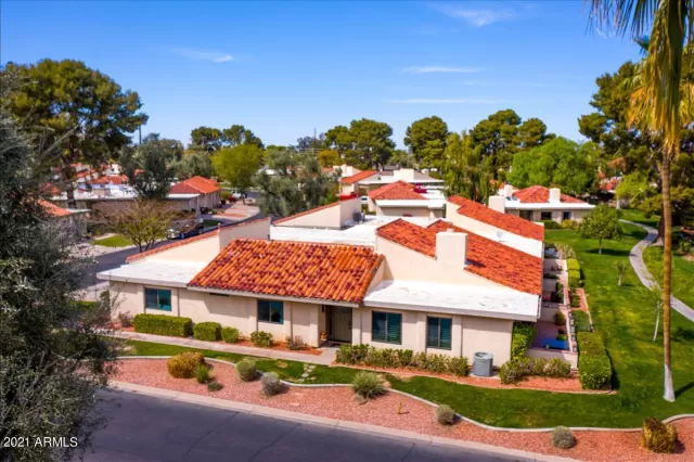 MLS: 6215729 Condo For Sale