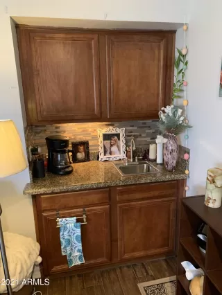 Photo #3: 6215871 Listing