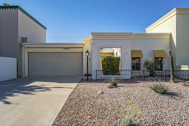 MLS: 6215906 Condo For Sale