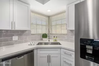 Photo #3: 6215921 Listing 