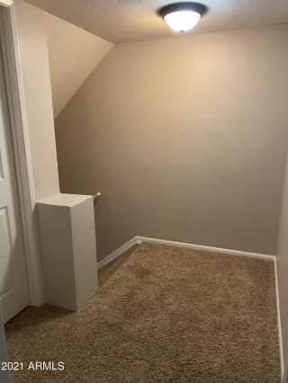 Photo #6: 6216086 Listing