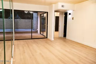 Photo #3: 6216166 Listing